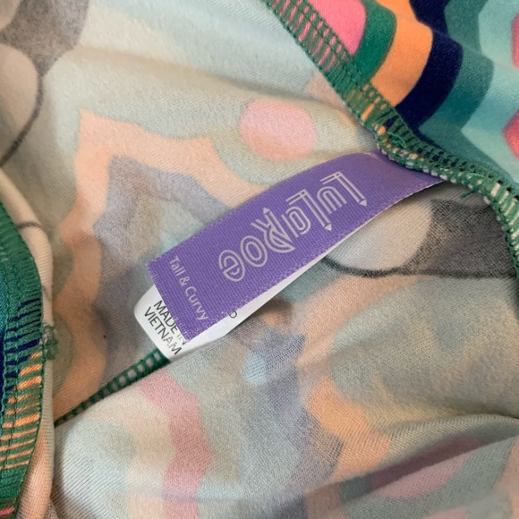 Disney NWT LLR leggings size T/C - Picture 2 of 4